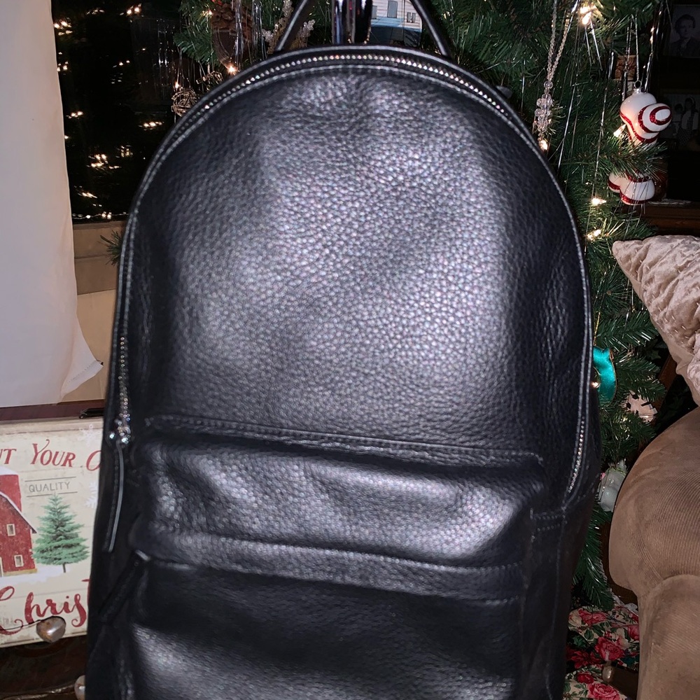 NWT Vince Camuto Leather Backpack - Picture 1 of 6
